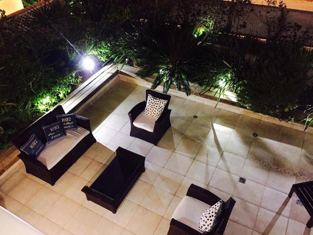 Regency Residence With Pool - Next The Beach Herzelia Exterior foto