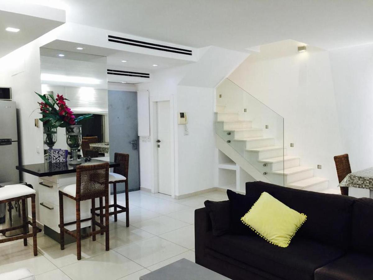 Regency Residence With Pool - Next The Beach Herzelia Exterior foto